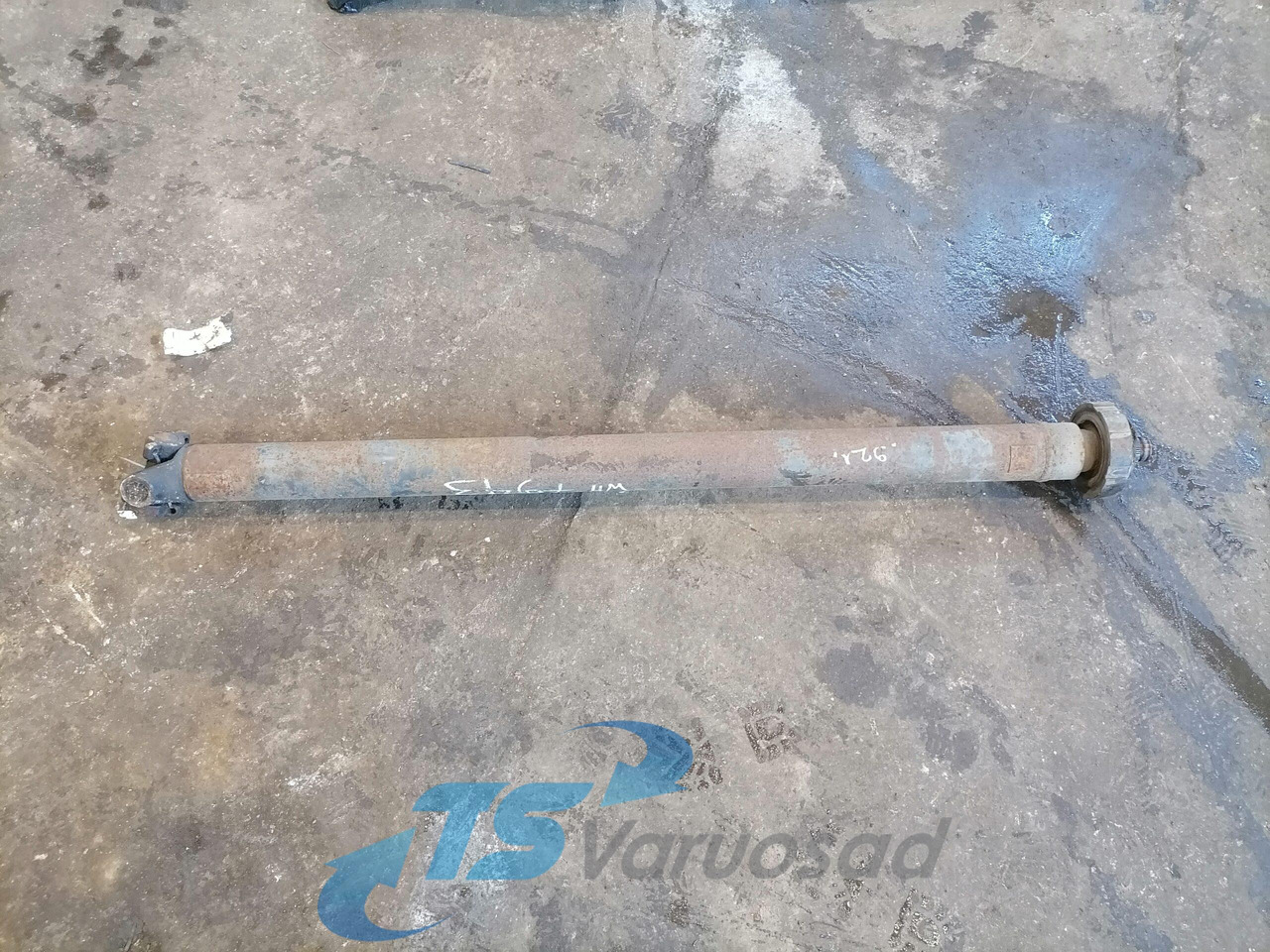 Scania Propeller shaft 1758892 - Cardanas voor Vrachtwagen: afbeelding 1 Scania Propeller shaft 1758892 - Cardanas voor Vrachtwagen: afbeelding 1