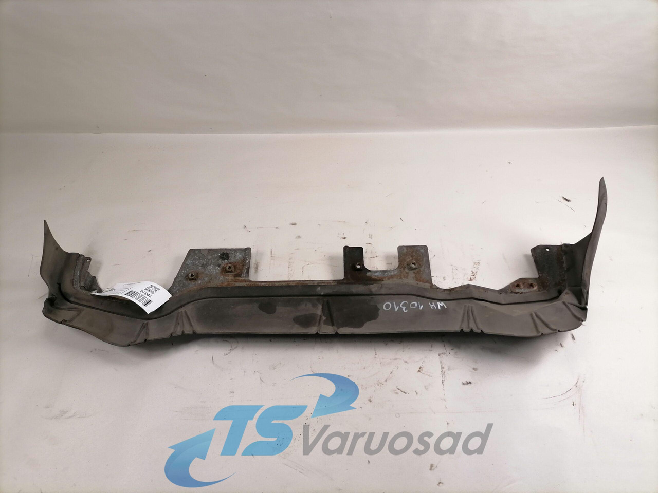 Scania Radiaatori pealne kate 1444977 - Universeel onderdeel voor Vrachtwagen: afbeelding 2 Scania Radiaatori pealne kate 1444977 - Universeel onderdeel voor Vrachtwagen: afbeelding 2