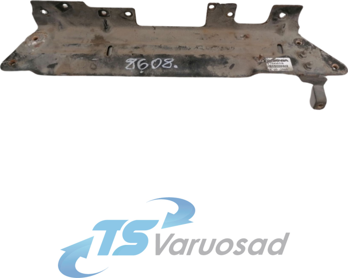 Scania Radiaatori pealne kronstein 2053879 - Universeel onderdeel voor Vrachtwagen: afbeelding 1 Scania Radiaatori pealne kronstein 2053879 - Universeel onderdeel voor Vrachtwagen: afbeelding 1