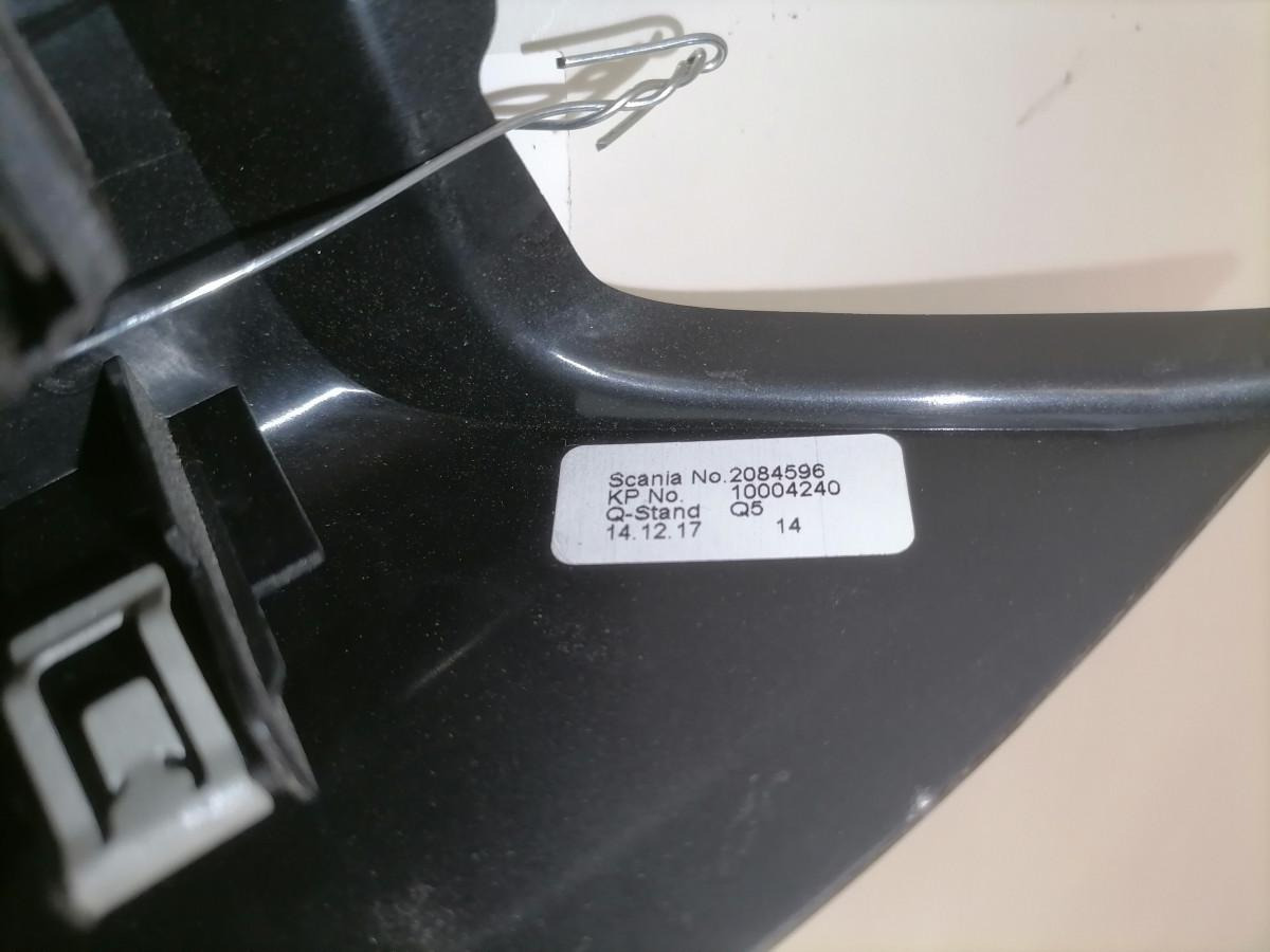 Scania Salongi plastik 2084596 - Universeel onderdeel voor Vrachtwagen: afbeelding 4 Scania Salongi plastik 2084596 - Universeel onderdeel voor Vrachtwagen: afbeelding 4