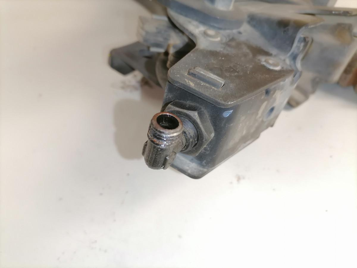 Scania Scania cab carrier 1490910 - Cabinevering voor Vrachtwagen: afbeelding 3 Scania Scania cab carrier 1490910 - Cabinevering voor Vrachtwagen: afbeelding 3
