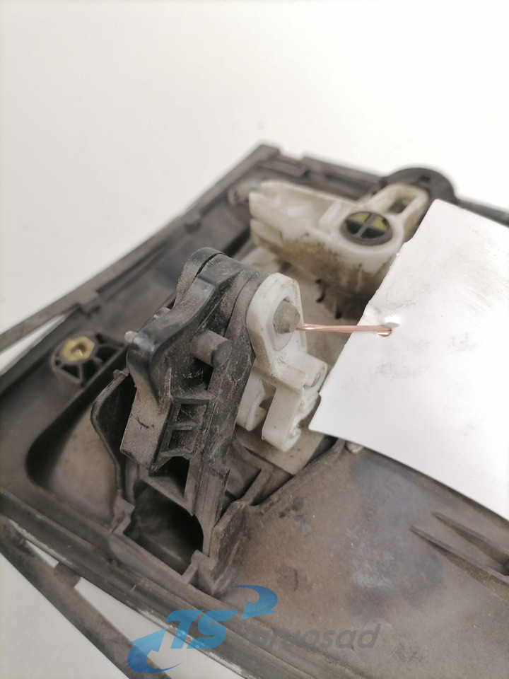 Scania Scania door handle, exterior right 1544331 - Deur en onderdelen voor Vrachtwagen: afbeelding 3 Scania Scania door handle, exterior right 1544331 - Deur en onderdelen voor Vrachtwagen: afbeelding 3