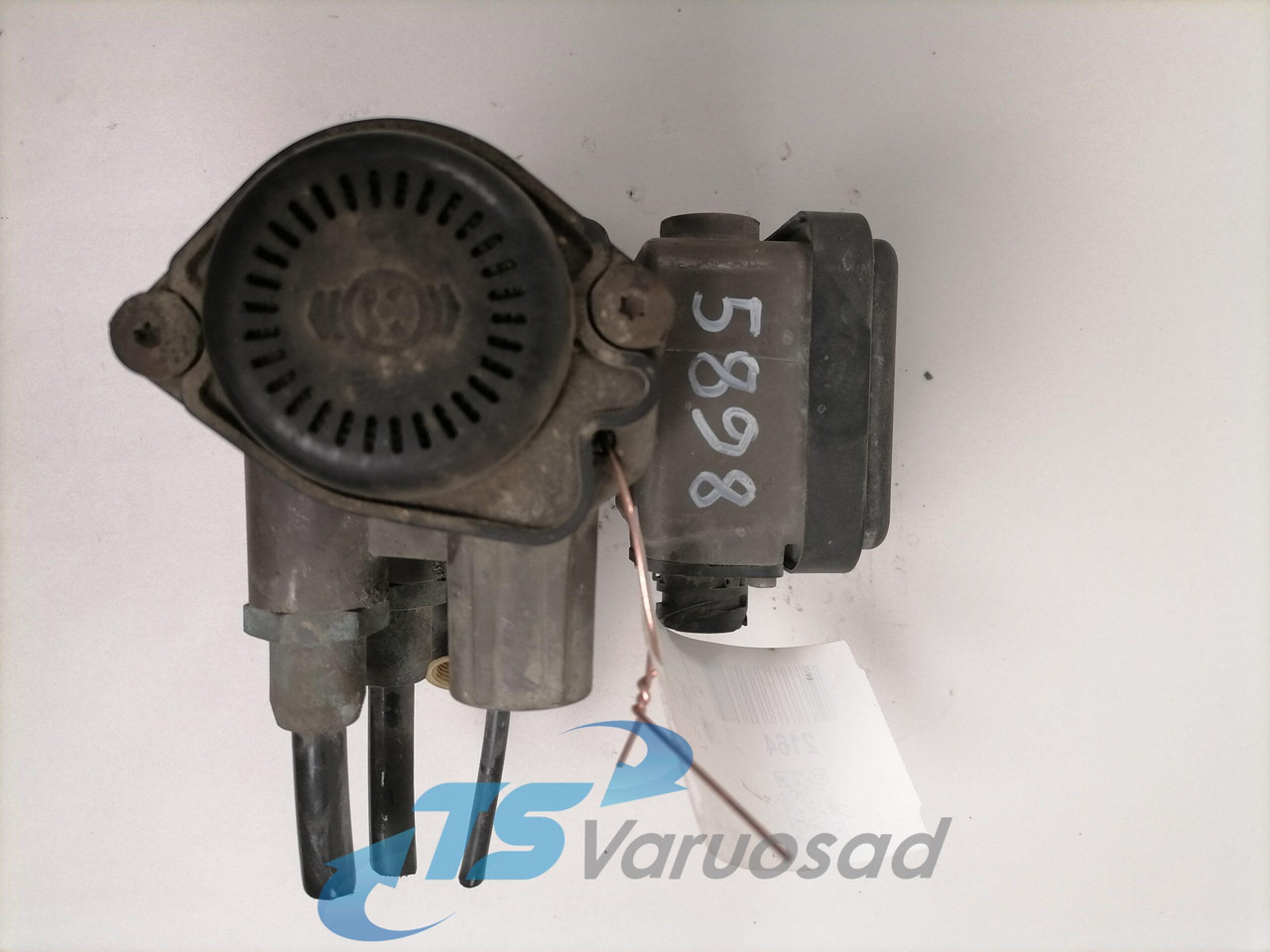 Scania Trailer brake pressure control 1790879 - Remventiel voor Vrachtwagen: afbeelding 5 Scania Trailer brake pressure control 1790879 - Remventiel voor Vrachtwagen: afbeelding 5
