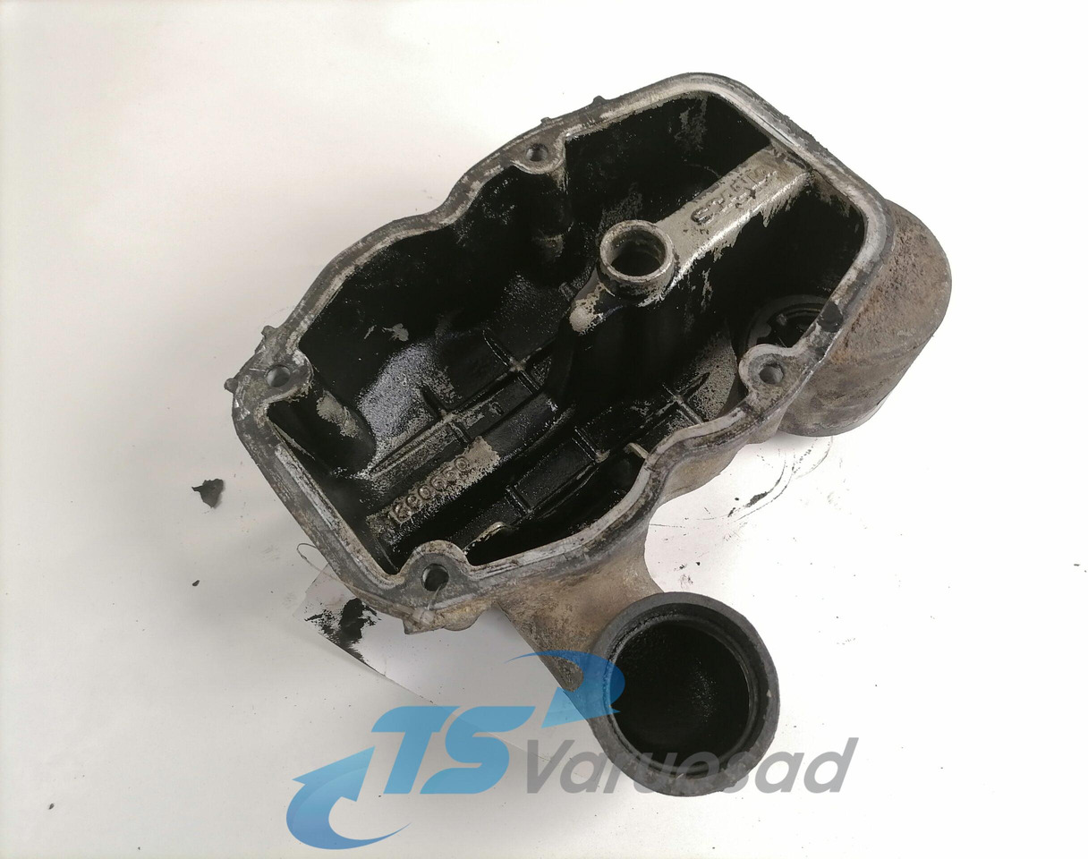 Scania Valve cover 1390650 - Cilinderkop voor Vrachtwagen: afbeelding 2 Scania Valve cover 1390650 - Cilinderkop voor Vrachtwagen: afbeelding 2