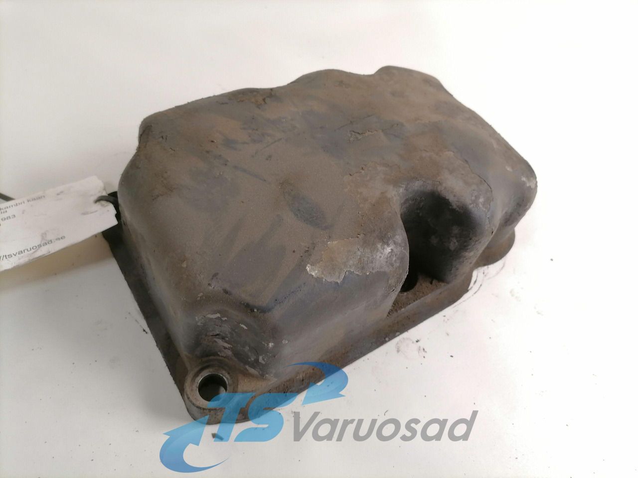 Scania Valve cover 1511983 - Cilinderkop voor Vrachtwagen: afbeelding 1 Scania Valve cover 1511983 - Cilinderkop voor Vrachtwagen: afbeelding 1