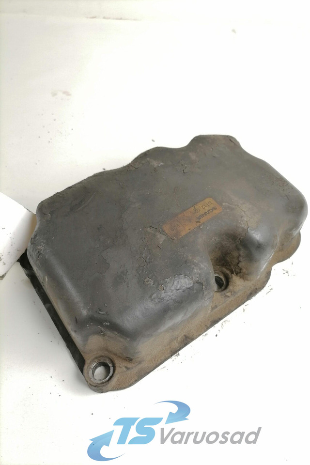 Scania Valve cover 1511983 - Cilinderkop voor Vrachtwagen: afbeelding 1 Scania Valve cover 1511983 - Cilinderkop voor Vrachtwagen: afbeelding 1