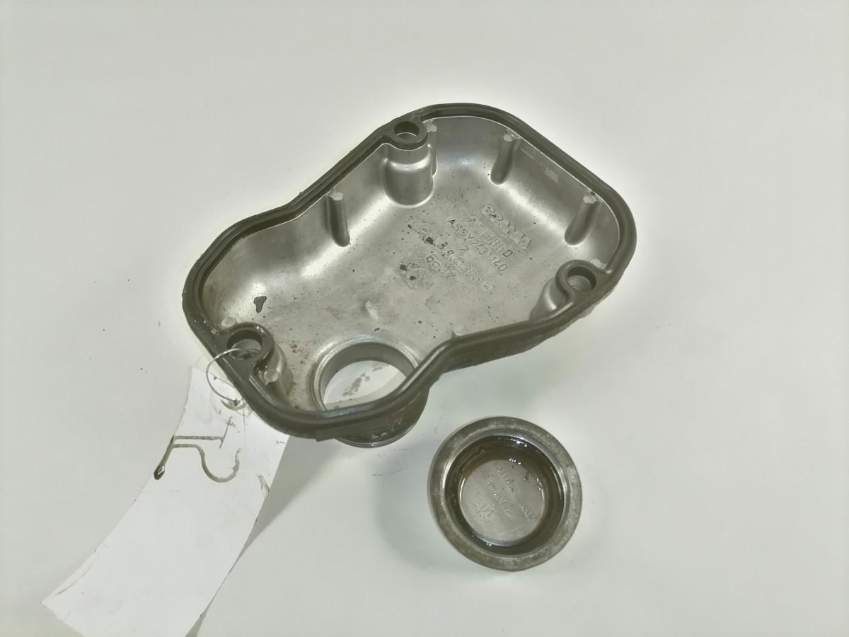 Scania Valve cover 2215860 - Cilinderkop voor Vrachtwagen: afbeelding 3 Scania Valve cover 2215860 - Cilinderkop voor Vrachtwagen: afbeelding 3