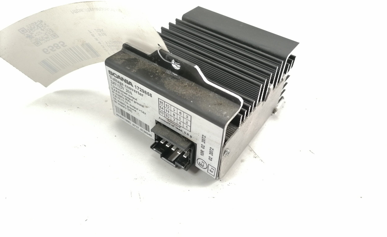 Scania Voltage converter 1729858 - Elektrisch systeem voor Vrachtwagen: afbeelding 1 Scania Voltage converter 1729858 - Elektrisch systeem voor Vrachtwagen: afbeelding 1