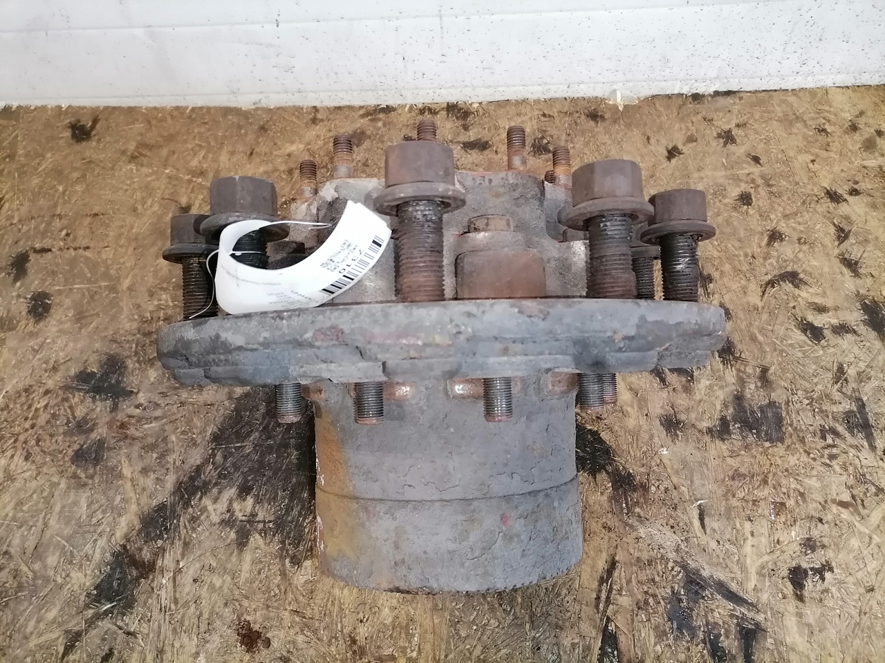 Scania Wheel hub 1382884 - Naaf voor Vrachtwagen: afbeelding 3 Scania Wheel hub 1382884 - Naaf voor Vrachtwagen: afbeelding 3