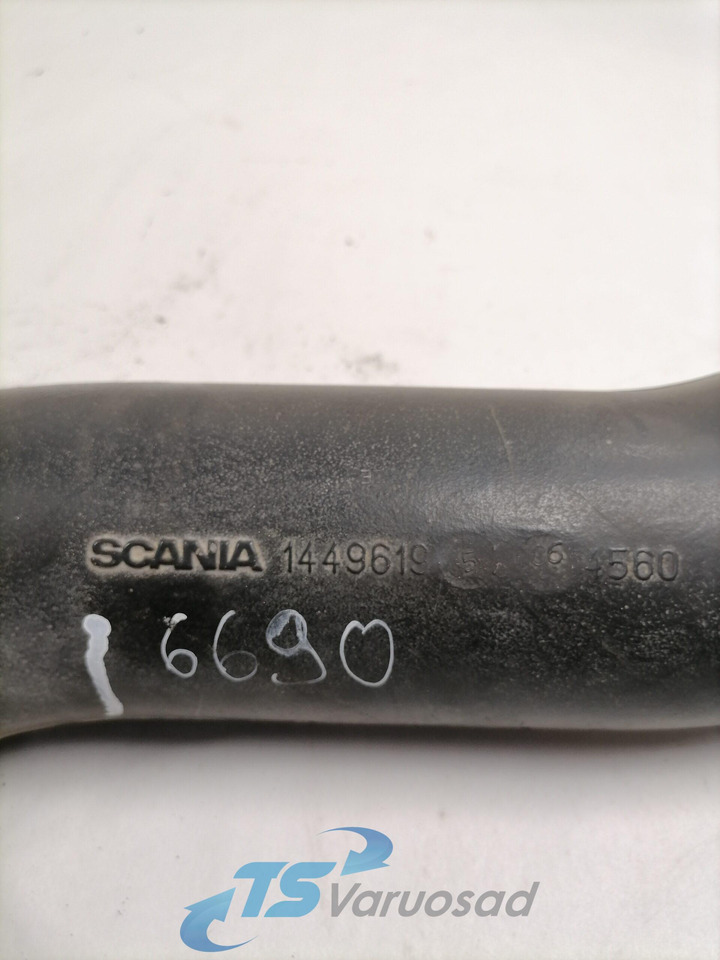 Scania intercooler pipe 1449619 - Intercooler voor Vrachtwagen: afbeelding 2 Scania intercooler pipe 1449619 - Intercooler voor Vrachtwagen: afbeelding 2