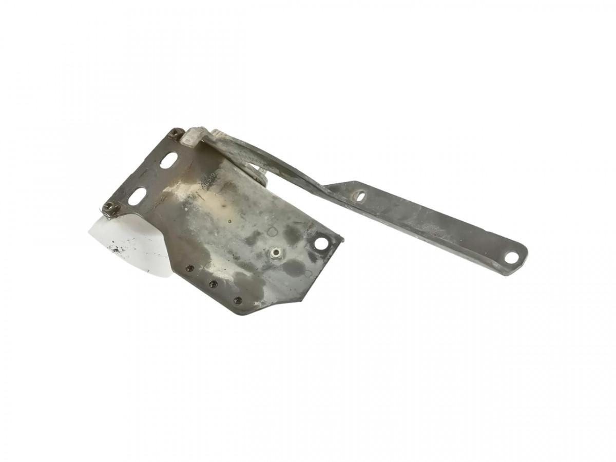Scania lower grille carrier hinge 1785549 - Rooster voor Vrachtwagen: afbeelding 1 Scania lower grille carrier hinge 1785549 - Rooster voor Vrachtwagen: afbeelding 1