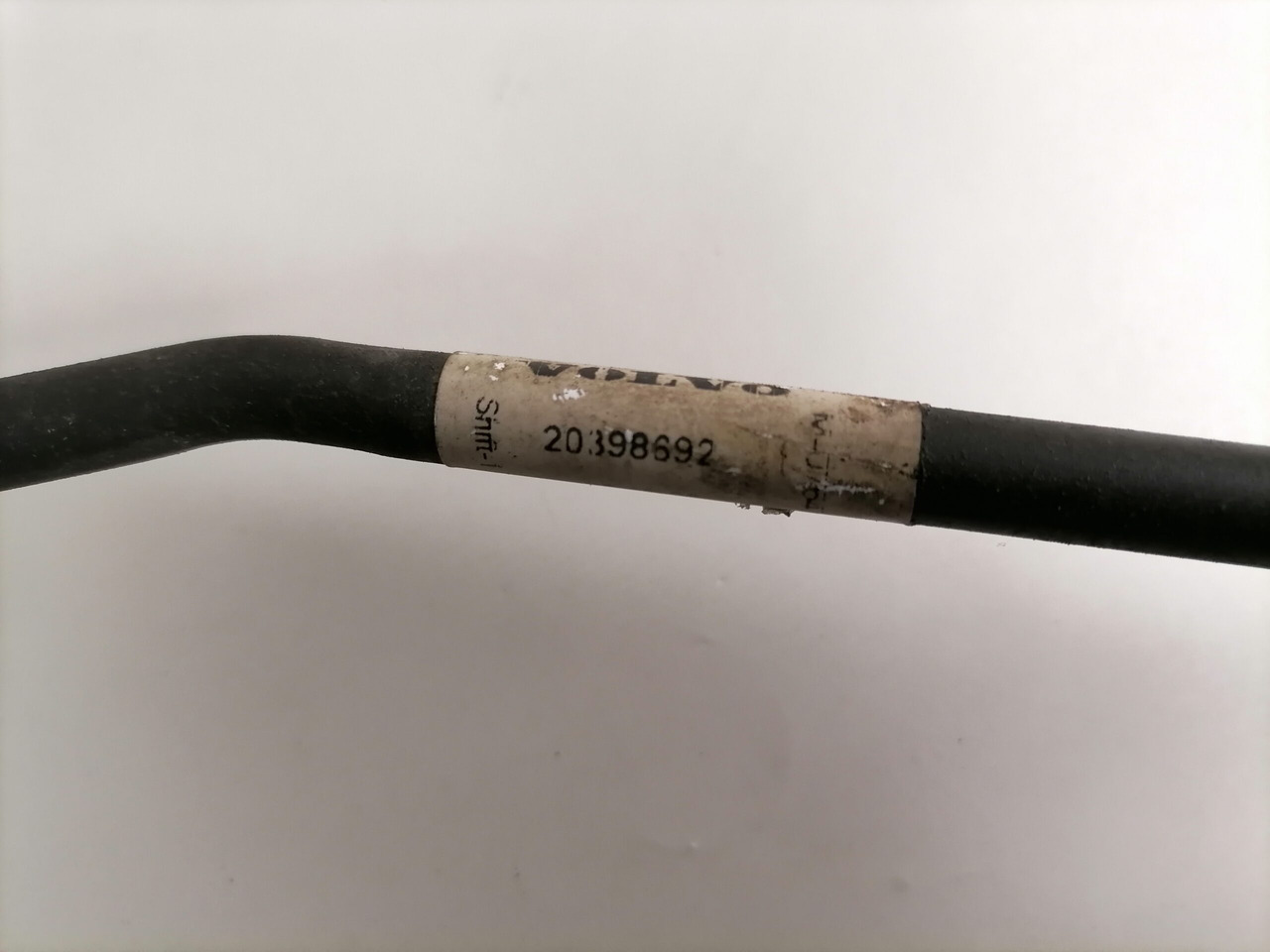 Volvo A/C pipe 20398692 - Verwarming/ Ventilatie voor Vrachtwagen: afbeelding 5 Volvo A/C pipe 20398692 - Verwarming/ Ventilatie voor Vrachtwagen: afbeelding 5