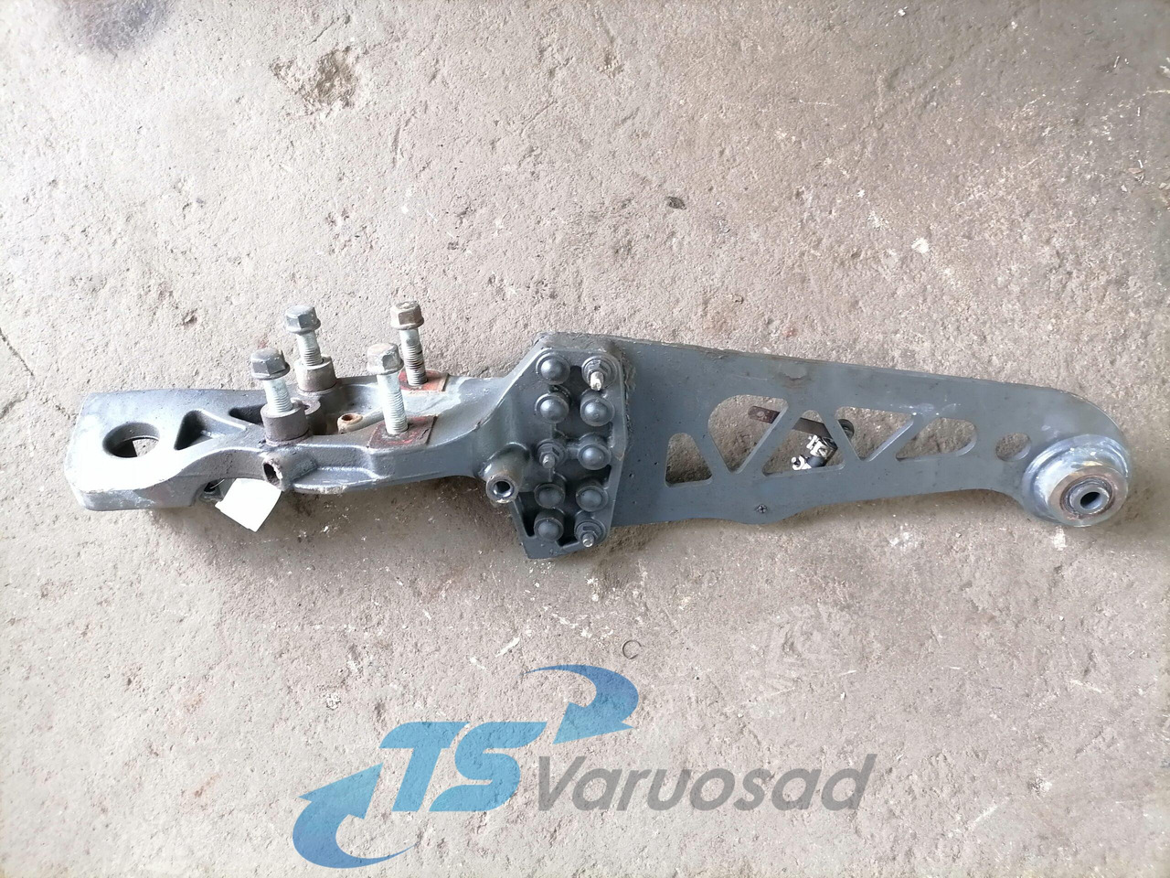 Volvo Air spring bracket 22119742 - Luchtvering voor Vrachtwagen: afbeelding 2 Volvo Air spring bracket 22119742 - Luchtvering voor Vrachtwagen: afbeelding 2