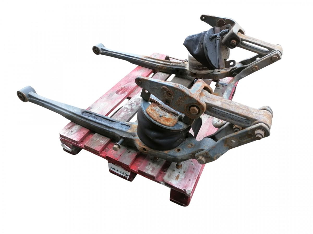 Volvo Air spring bracket 82054188 - Luchtvering voor Vrachtwagen: afbeelding 1 Volvo Air spring bracket 82054188 - Luchtvering voor Vrachtwagen: afbeelding 1