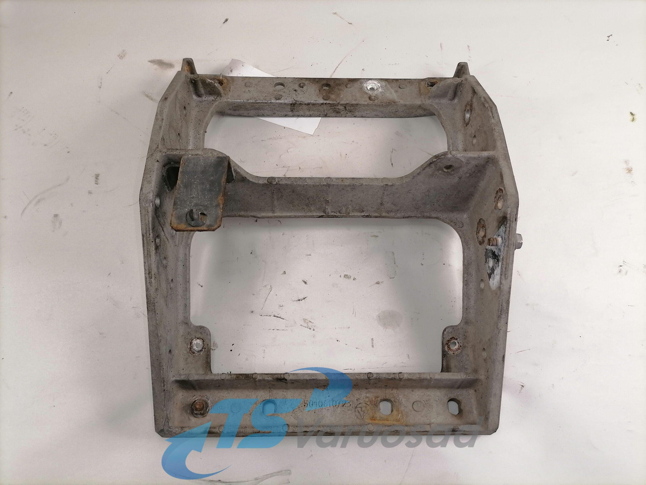 Volvo Astmelaua kandur 5010610723 - Treeplank voor Vrachtwagen: afbeelding 3 Volvo Astmelaua kandur 5010610723 - Treeplank voor Vrachtwagen: afbeelding 3