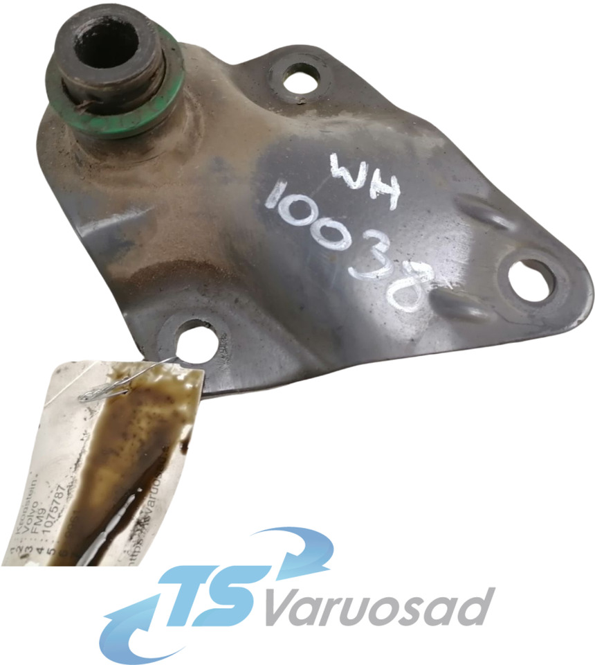 Volvo Bracket 1075787 - Frame/ Chassis voor Vrachtwagen: afbeelding 1 Volvo Bracket 1075787 - Frame/ Chassis voor Vrachtwagen: afbeelding 1