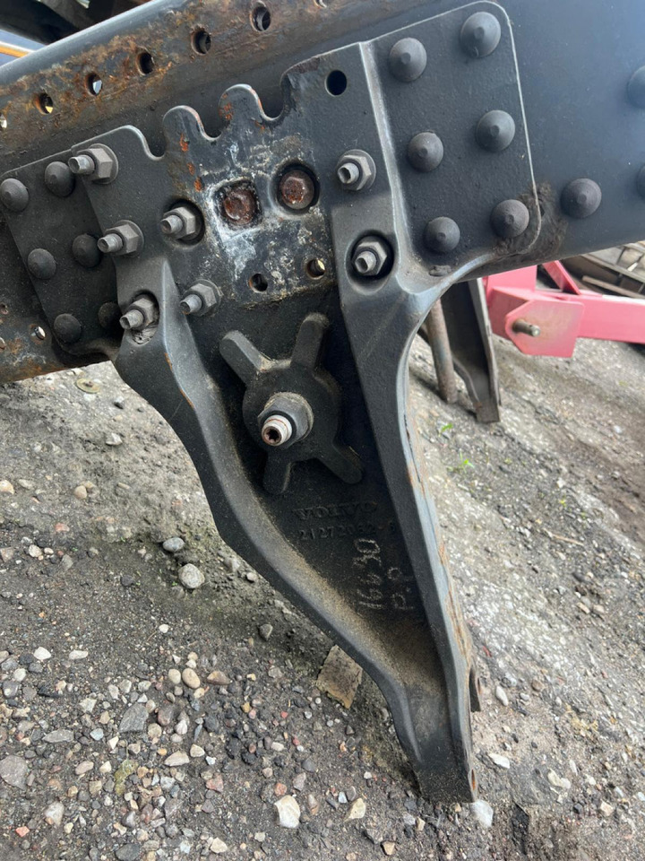 Volvo Bracket 21242883 - Ophanging voor Vrachtwagen: afbeelding 4 Volvo Bracket 21242883 - Ophanging voor Vrachtwagen: afbeelding 4