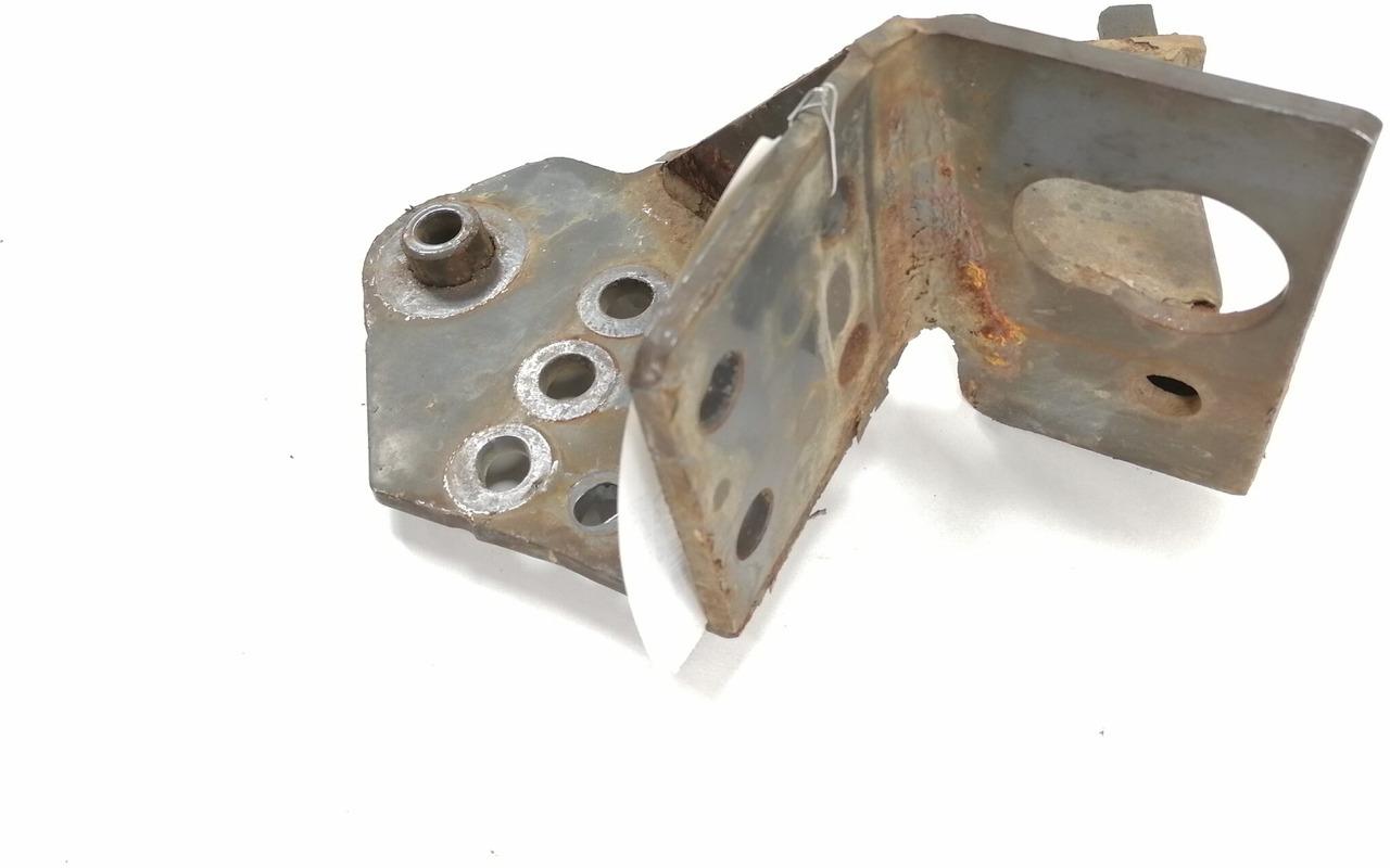 Volvo Bumper bracket 20499243 - Bumper voor Vrachtwagen: afbeelding 3 Volvo Bumper bracket 20499243 - Bumper voor Vrachtwagen: afbeelding 3