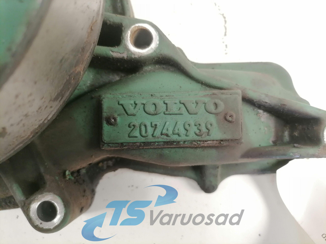 Volvo Cooling pump 20744939 - Waterpomp voor Vrachtwagen: afbeelding 3 Volvo Cooling pump 20744939 - Waterpomp voor Vrachtwagen: afbeelding 3
