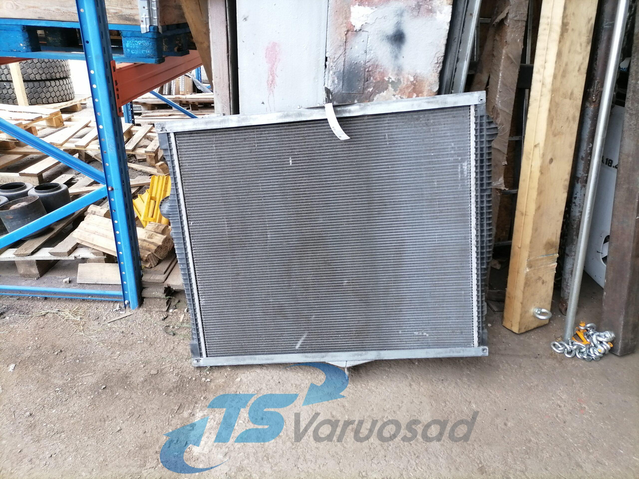 Volvo Cooling radiator 65479 - Radiateur voor Vrachtwagen: afbeelding 1 Volvo Cooling radiator 65479 - Radiateur voor Vrachtwagen: afbeelding 1