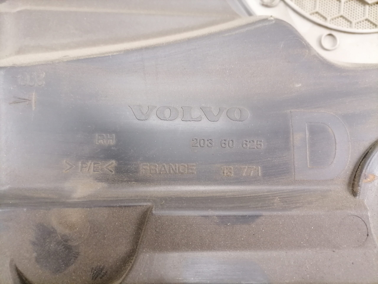 Volvo Door trim panel 20360625 - Deur en onderdelen voor Vrachtwagen: afbeelding 4 Volvo Door trim panel 20360625 - Deur en onderdelen voor Vrachtwagen: afbeelding 4