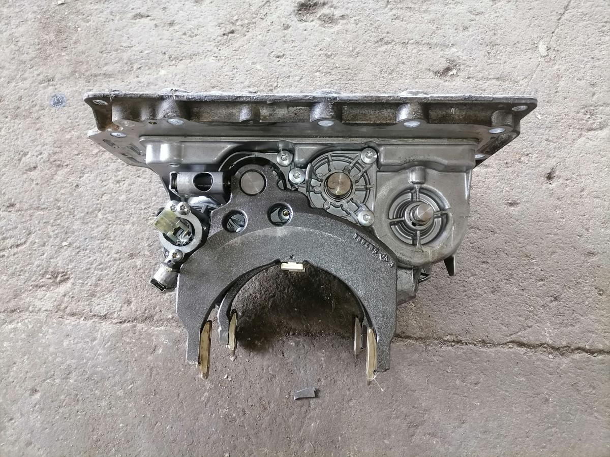 Volvo Gear control 4213674206 - Versnellingsbak en onderdelen voor Vrachtwagen: afbeelding 5 Volvo Gear control 4213674206 - Versnellingsbak en onderdelen voor Vrachtwagen: afbeelding 5