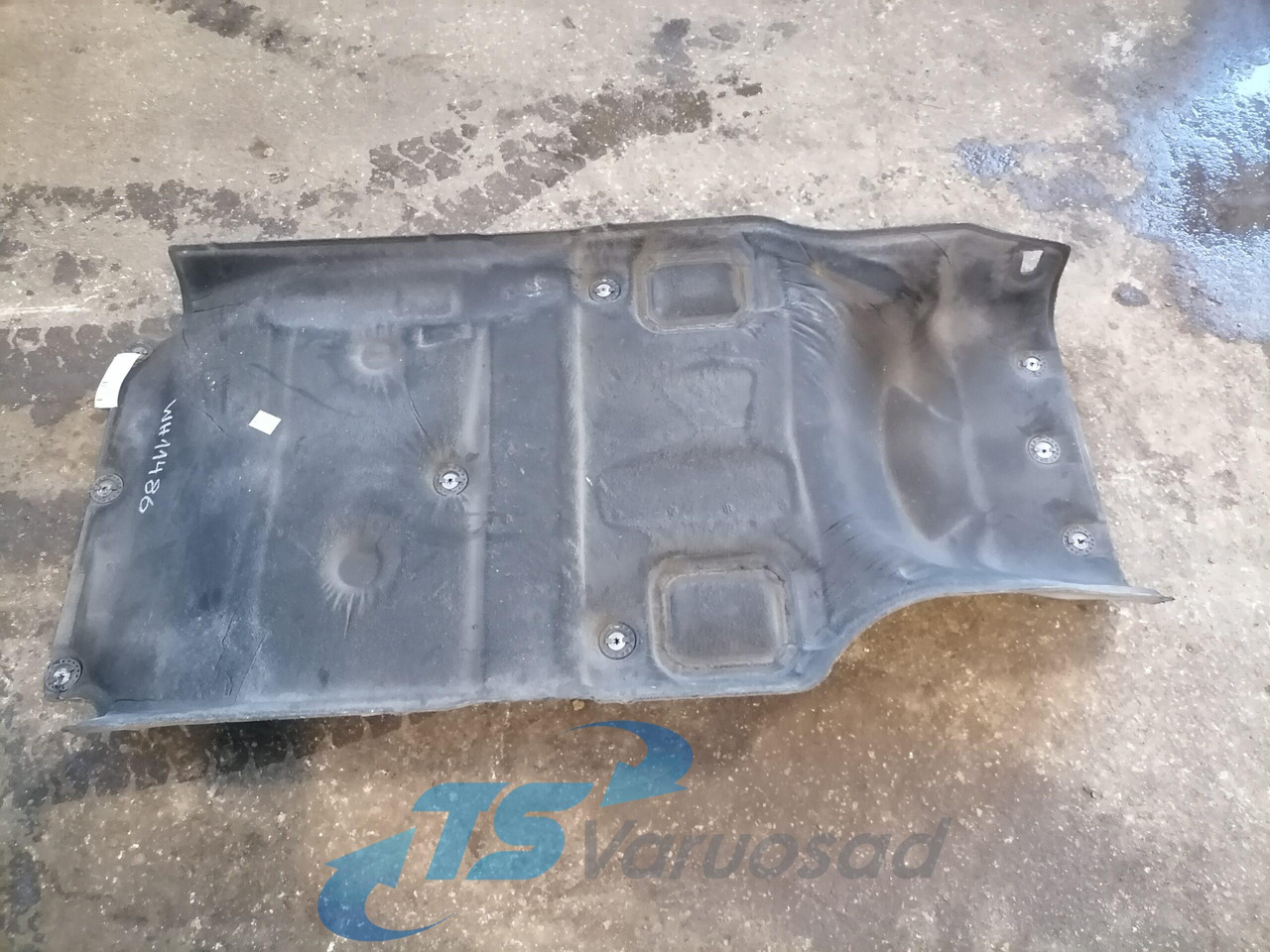 Universeel onderdeel voor Vrachtwagen Volvo Noise reduction mat under the cab 21143655: afbeelding 6 Universeel onderdeel voor Vrachtwagen Volvo Noise reduction mat under the cab 21143655: afbeelding 6