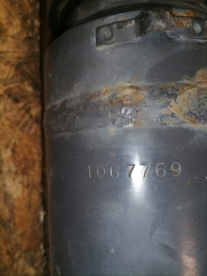 Volvo Propeller shaft 1067769 - Cardanas voor Vrachtwagen: afbeelding 5 Volvo Propeller shaft 1067769 - Cardanas voor Vrachtwagen: afbeelding 5