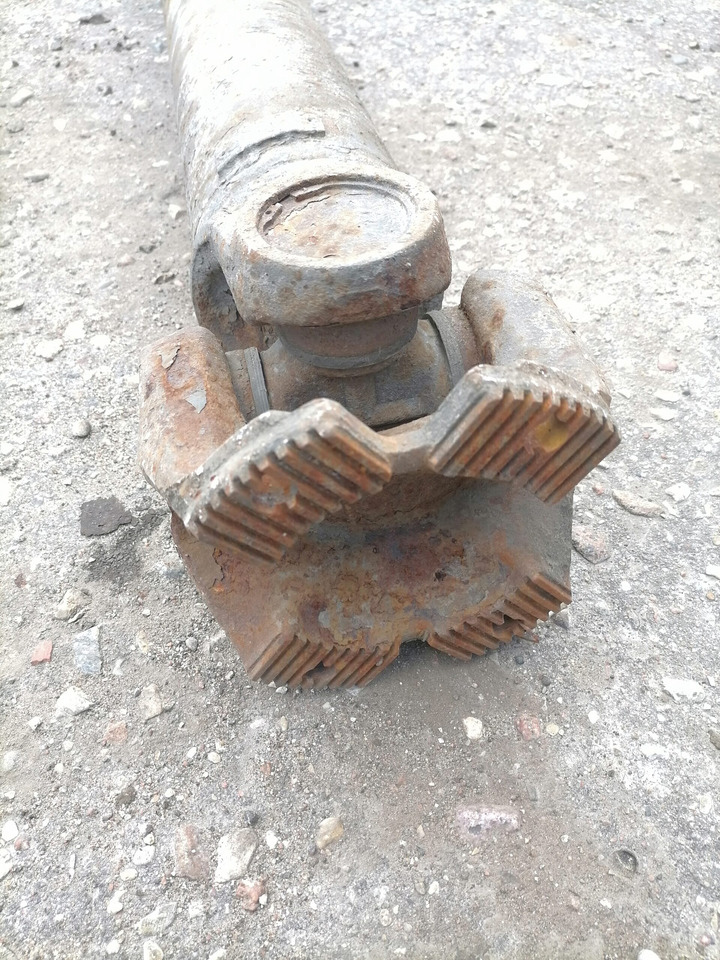 Volvo Propeller shaft 1068161 - Cardanas voor Vrachtwagen: afbeelding 3 Volvo Propeller shaft 1068161 - Cardanas voor Vrachtwagen: afbeelding 3