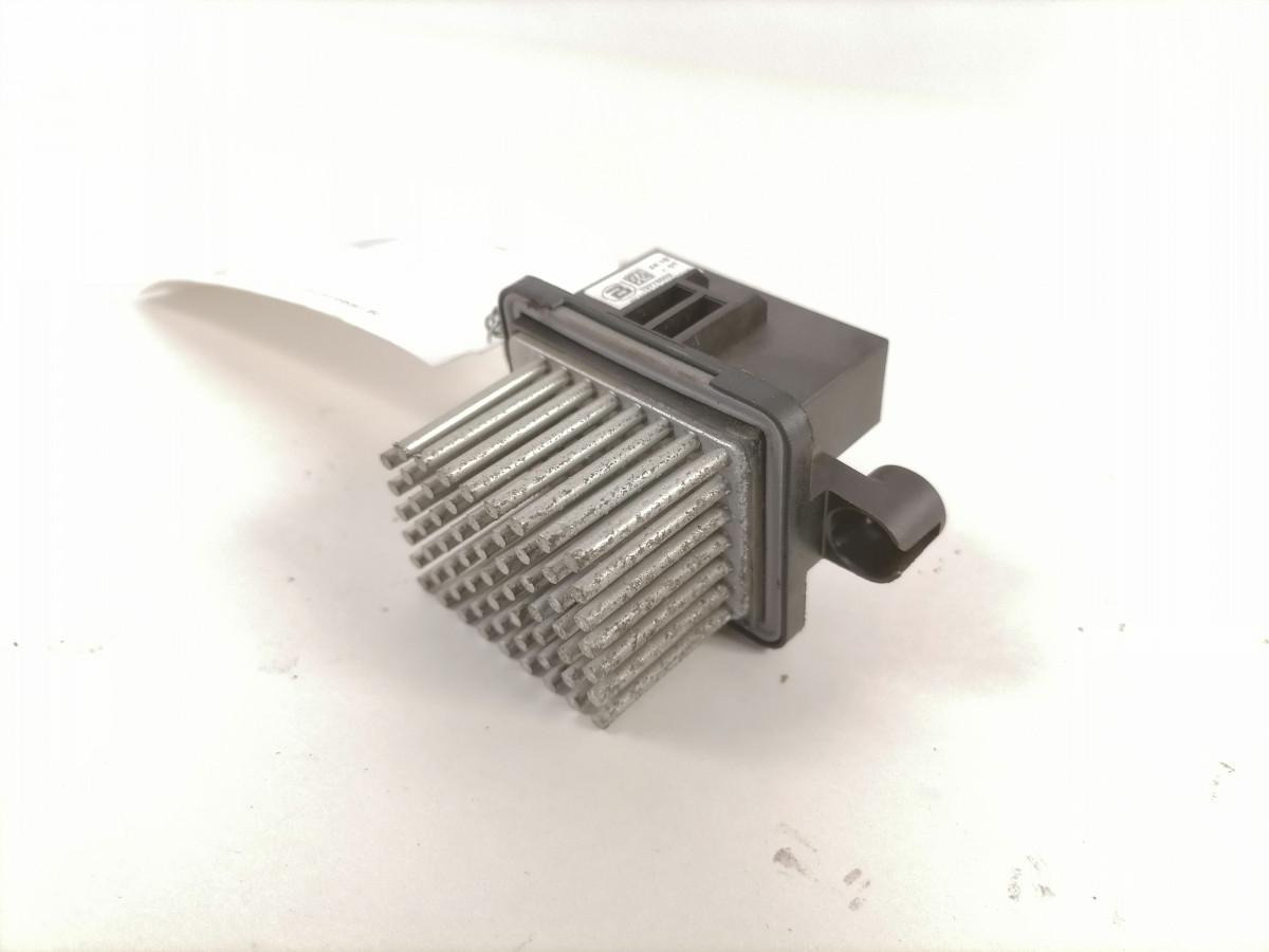 Volvo Salongi ventilaatori regulaator 29408042 - Sensor voor Vrachtwagen: afbeelding 2 Volvo Salongi ventilaatori regulaator 29408042 - Sensor voor Vrachtwagen: afbeelding 2