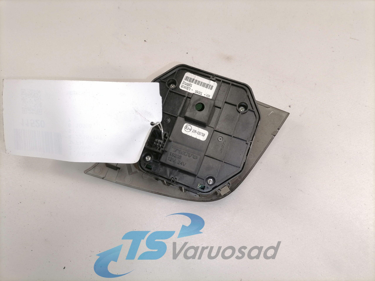 Volvo Switch, lights 22181491 - Cabine voor Vrachtwagen: afbeelding 4 Volvo Switch, lights 22181491 - Cabine voor Vrachtwagen: afbeelding 4
