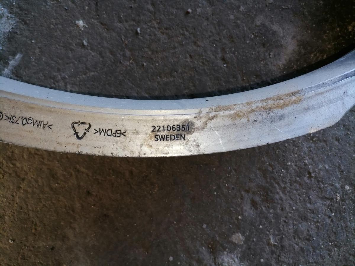 Volvo Ventilaatori metallrõngas 22106351 - Radiateur voor Vrachtwagen: afbeelding 5 Volvo Ventilaatori metallrõngas 22106351 - Radiateur voor Vrachtwagen: afbeelding 5