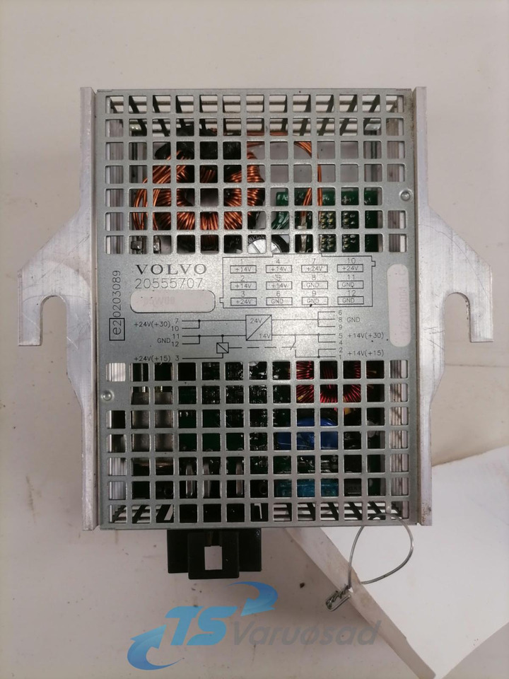 Volvo Voltage converter 20555707 - Elektrisch systeem voor Vrachtwagen: afbeelding 3 Volvo Voltage converter 20555707 - Elektrisch systeem voor Vrachtwagen: afbeelding 3