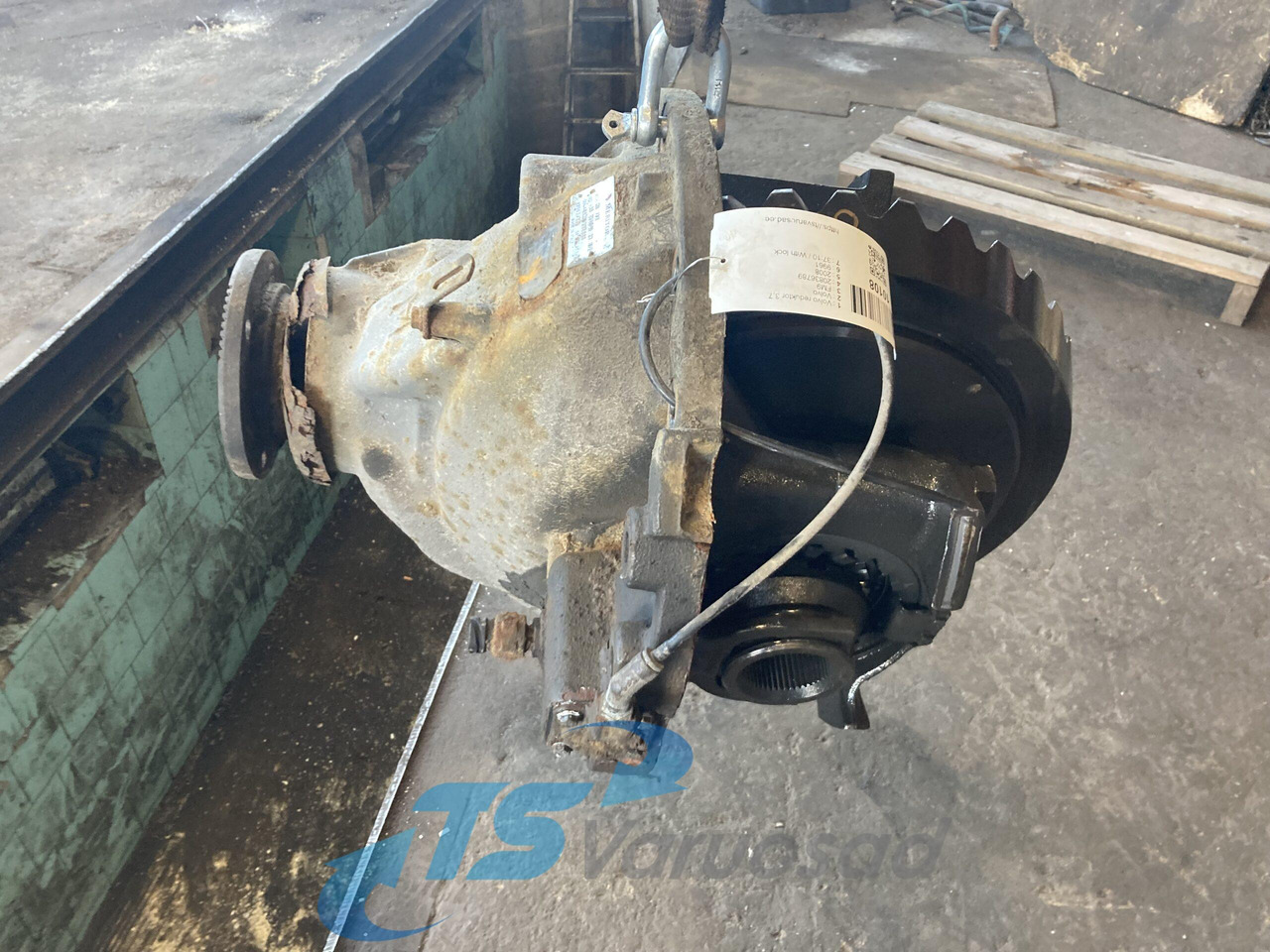 Volvo Volvo reduktor 3,7 20836789 - Eindaandrijving voor Vrachtwagen: afbeelding 3 Volvo Volvo reduktor 3,7 20836789 - Eindaandrijving voor Vrachtwagen: afbeelding 3
