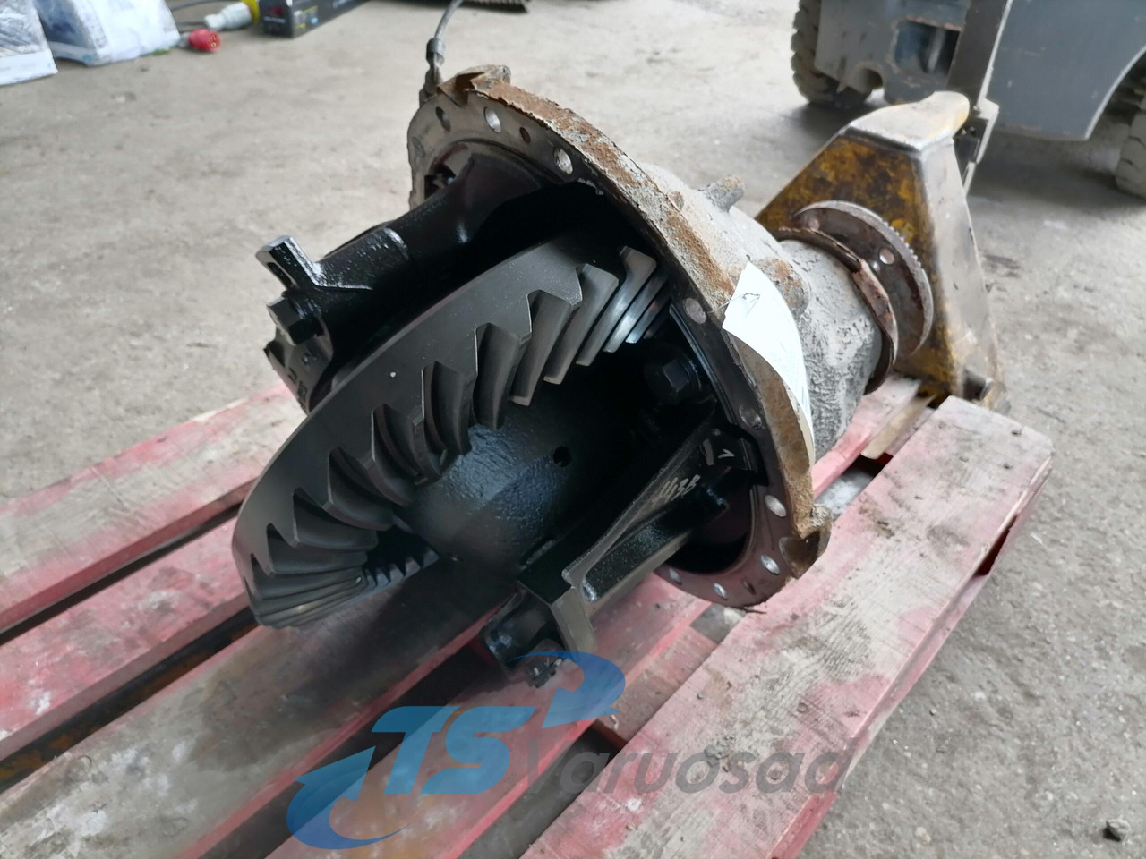 Volvo Volvo reduktor RSS1344C 4,11 RSS1344C - Eindaandrijving voor Vrachtwagen: afbeelding 2 Volvo Volvo reduktor RSS1344C 4,11 RSS1344C - Eindaandrijving voor Vrachtwagen: afbeelding 2