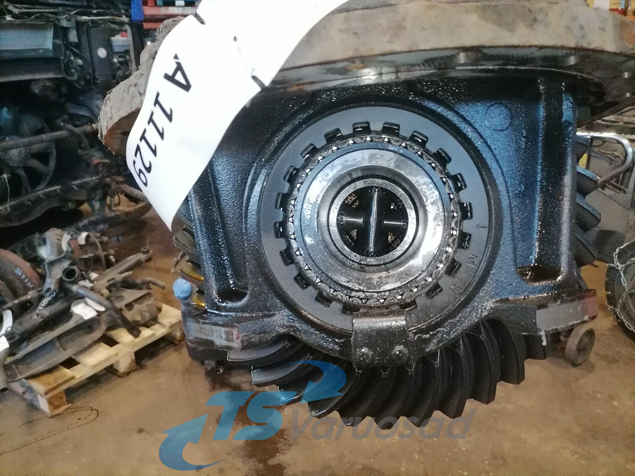 Volvo Volvo reduktor RSS1344D 2,47 21551082 - Eindaandrijving voor Vrachtwagen: afbeelding 2 Volvo Volvo reduktor RSS1344D 2,47 21551082 - Eindaandrijving voor Vrachtwagen: afbeelding 2