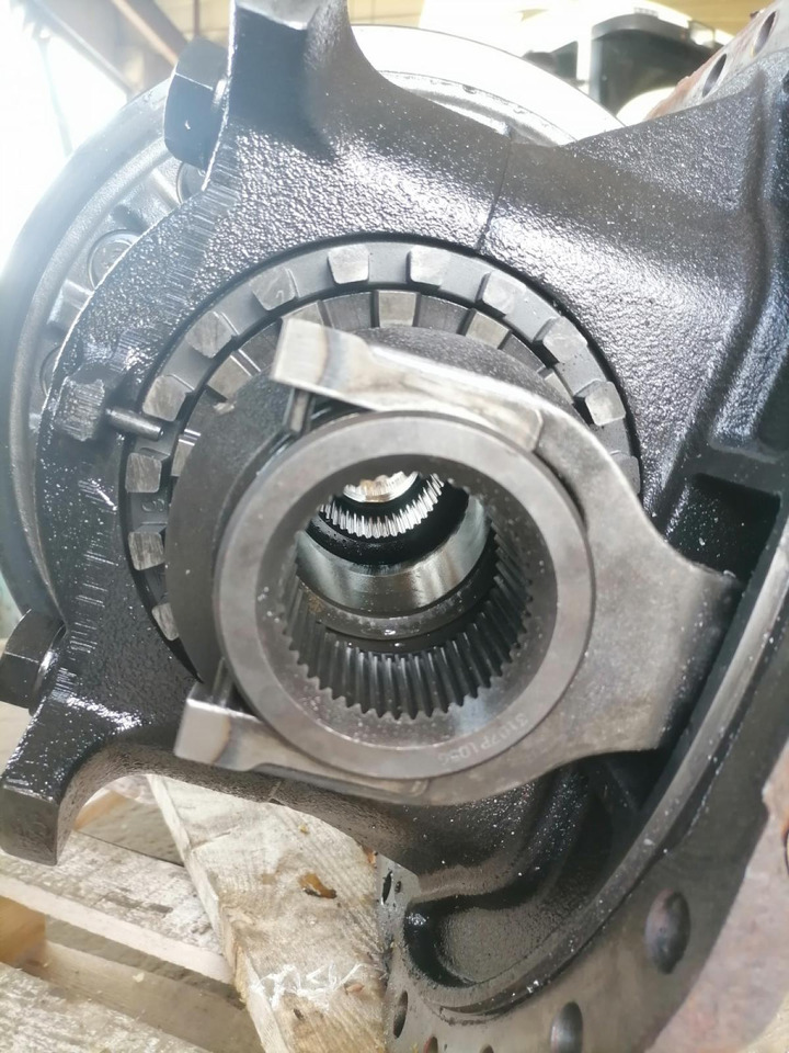 Volvo Volvo reduktor RTS2370A 3,09 20545461 - Eindaandrijving voor Vrachtwagen: afbeelding 4 Volvo Volvo reduktor RTS2370A 3,09 20545461 - Eindaandrijving voor Vrachtwagen: afbeelding 4