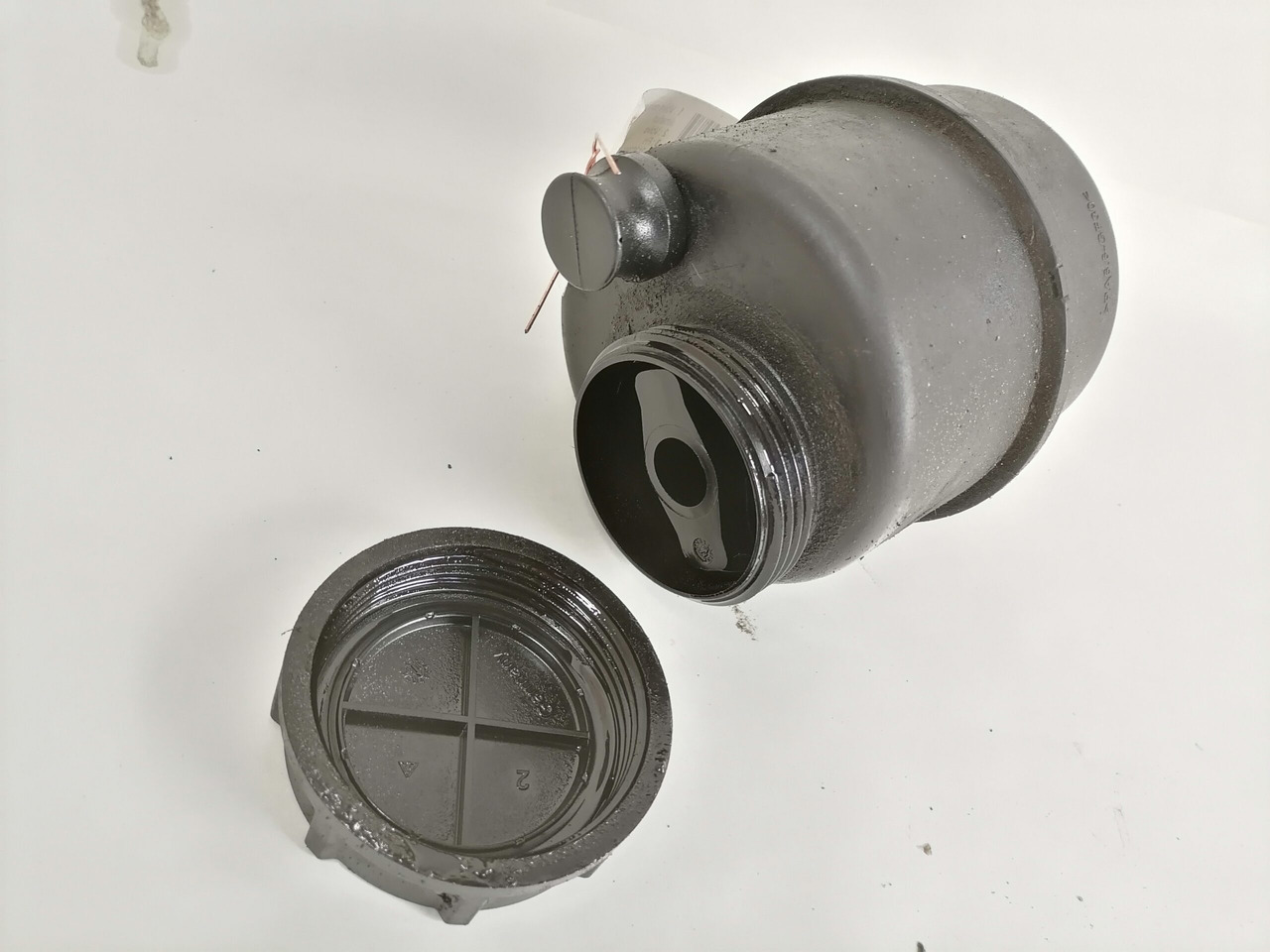 Volvo Volvo roolisüsteemi õlimahuti 21362869 - Stuurslang voor Vrachtwagen: afbeelding 4 Volvo Volvo roolisüsteemi õlimahuti 21362869 - Stuurslang voor Vrachtwagen: afbeelding 4