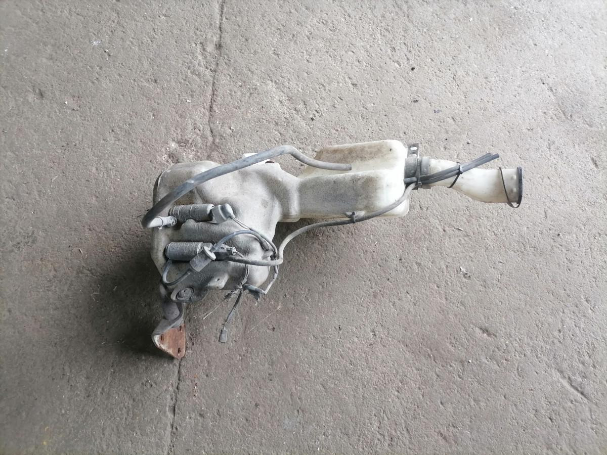 Volvo Windscreen washer fluid tank 22199322 - Ruitenwisser voor Vrachtwagen: afbeelding 1 Volvo Windscreen washer fluid tank 22199322 - Ruitenwisser voor Vrachtwagen: afbeelding 1