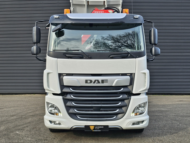 Kraanwagen DAF CF 530 8x4-4 / FASSI 27.5 t/m CRANE + TIPPER: afbeelding 13