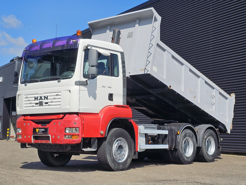 MAN TGA 26.440 6x4 / TIPPER - TRACTOR COMBI / SPRING / BIG AXLE - Kipper vrachtwagen: afbeelding 1 MAN TGA 26.440 6x4 / TIPPER - TRACTOR COMBI / SPRING / BIG AXLE - Kipper vrachtwagen: afbeelding 1