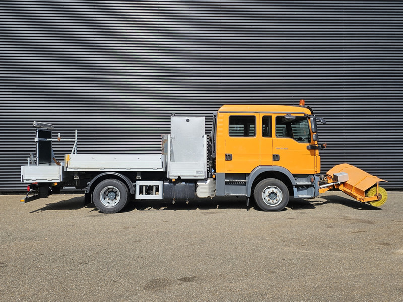 MAN TGM 15.240 BL / TIPPER / DOKA / VEEG / SWEEPER - Veegwagen: afbeelding 3 MAN TGM 15.240 BL / TIPPER / DOKA / VEEG / SWEEPER - Veegwagen: afbeelding 3