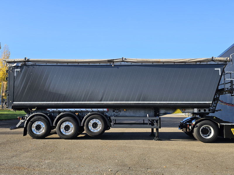 Schmitz Cargobull SCB*S3D / TIPPER / LIFT AXLE / ALCOA - Kipper oplegger: afbeelding 4 Schmitz Cargobull SCB*S3D / TIPPER / LIFT AXLE / ALCOA - Kipper oplegger: afbeelding 4