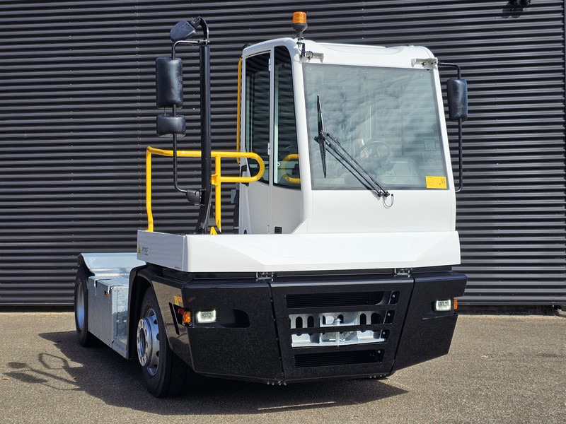 Terberg YT193 / !!NEW!! / TERMINAL / RANGEERTREKKER - Terminal trekker: afbeelding 5 Terberg YT193 / !!NEW!! / TERMINAL / RANGEERTREKKER - Terminal trekker: afbeelding 5
