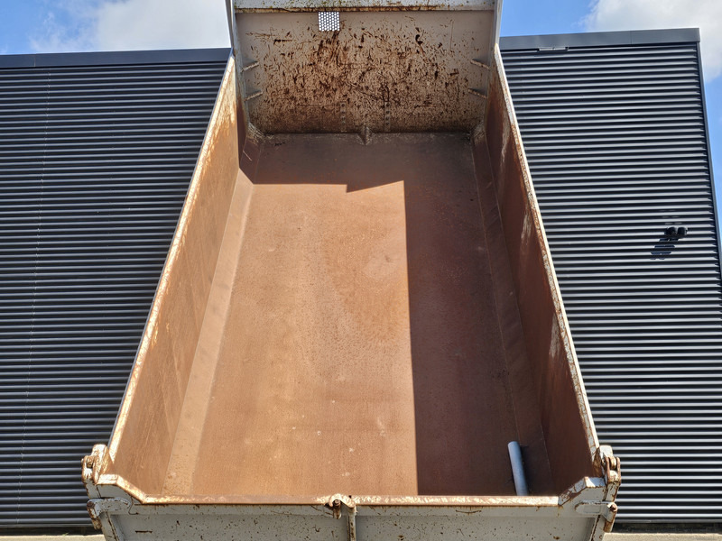 MAN TGA 26.440 / TIPPER - TRACTOR COMBI /6x4 / SPRING / BIG AXLE - Trekker: afbeelding 3 MAN TGA 26.440 / TIPPER - TRACTOR COMBI /6x4 / SPRING / BIG AXLE - Trekker: afbeelding 3