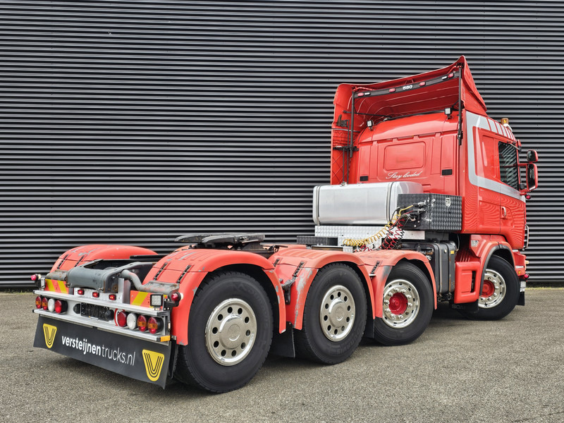 Scania R 164.580 8x4-4 / 150T / MANUAL / RETARDER / BIG AXLE - Trekker: afbeelding 2 Scania R 164.580 8x4-4 / 150T / MANUAL / RETARDER / BIG AXLE - Trekker: afbeelding 2