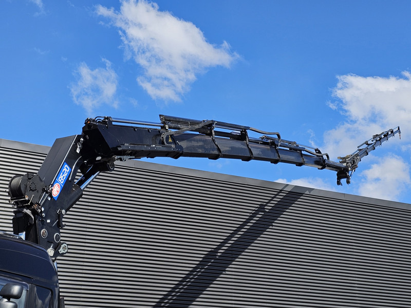 Scania R490 / 8x2 / HMF 85 TM CRANE / WINCH / JIB - Trekker: afbeelding 2 Scania R490 / 8x2 / HMF 85 TM CRANE / WINCH / JIB - Trekker: afbeelding 2