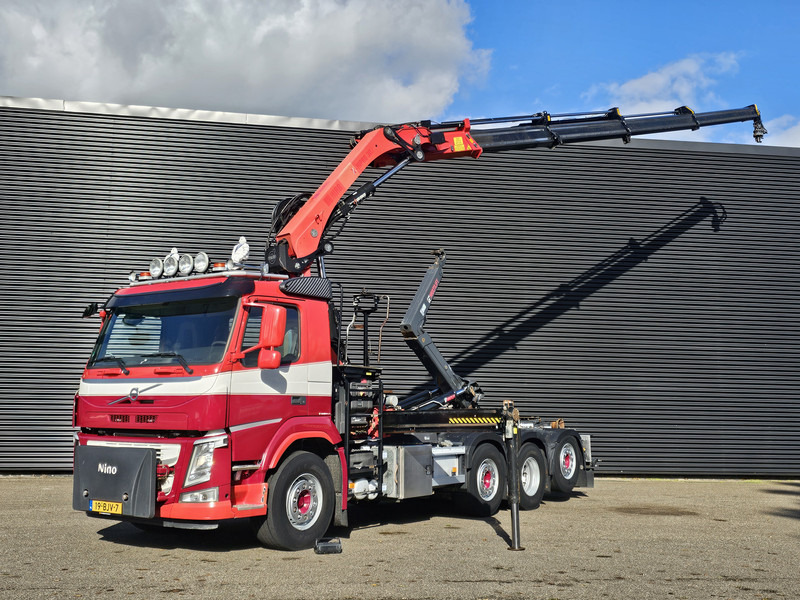 Volvo FM 420 8x2 / HIAB HOOKLIFT + 30 t/m CRANE - KRAN - Haakarmsysteem vrachtwagen, Kraanwagen: afbeelding 1 Volvo FM 420 8x2 / HIAB HOOKLIFT + 30 t/m CRANE - KRAN - Haakarmsysteem vrachtwagen, Kraanwagen: afbeelding 1