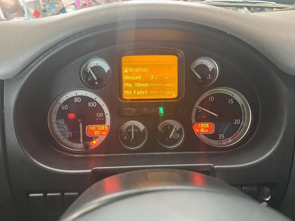 DAF CF 85.460 6X2 VDL Absetzer Top Zustand Retarder - Portaalarmsysteem vrachtwagen: afbeelding 2 DAF CF 85.460 6X2 VDL Absetzer Top Zustand Retarder - Portaalarmsysteem vrachtwagen: afbeelding 2