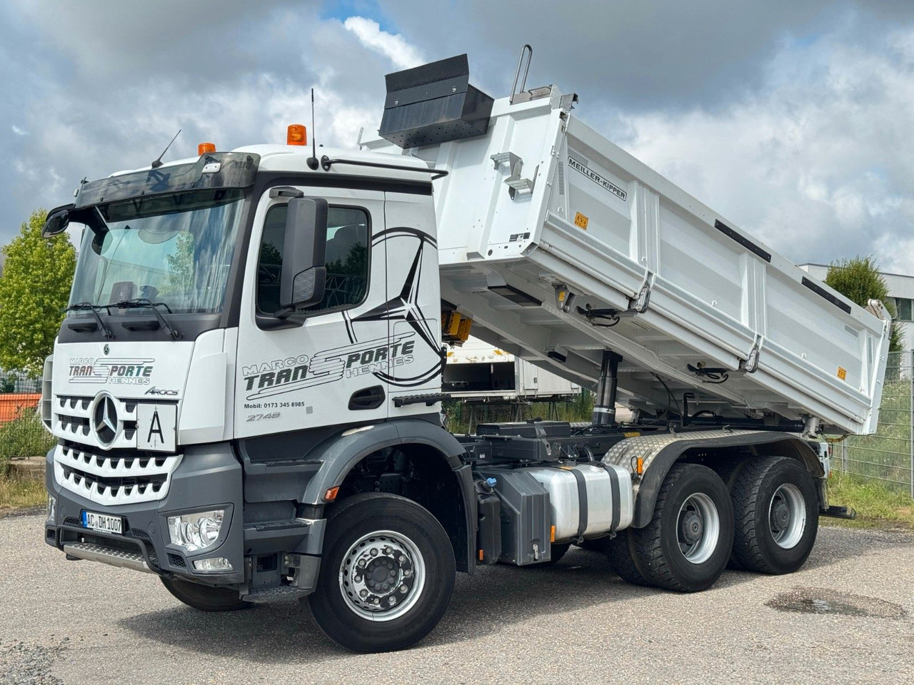 Mercedes-Benz 2648 6x4 3S. Kipper Meiller Bordmatik Top Zust. Mercedes-Benz 2748 6x4 Meiller 3S. Kipper Bordmatik | Retarder - Kipper vrachtwagen: afbeelding 1 Mercedes-Benz 2648 6x4 3S. Kipper Meiller Bordmatik Top Zust. Mercedes-Benz 2748 6x4 Meiller 3S. Kipper Bordmatik | Retarder - Kipper vrachtwagen: afbeelding 1